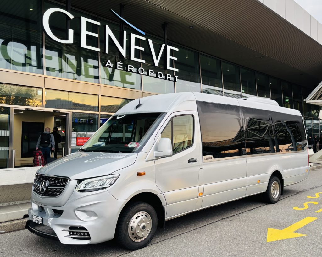 Transfer from Geneva to Alpe d'Huez with Minibus